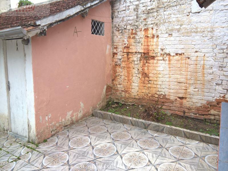 Casa a Venda no Centro em Resende