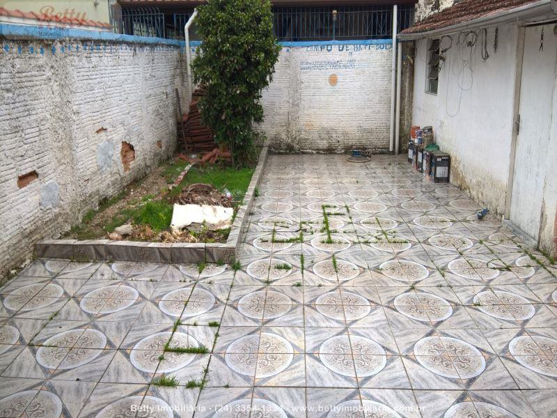 Casa a Venda no Centro em Resende