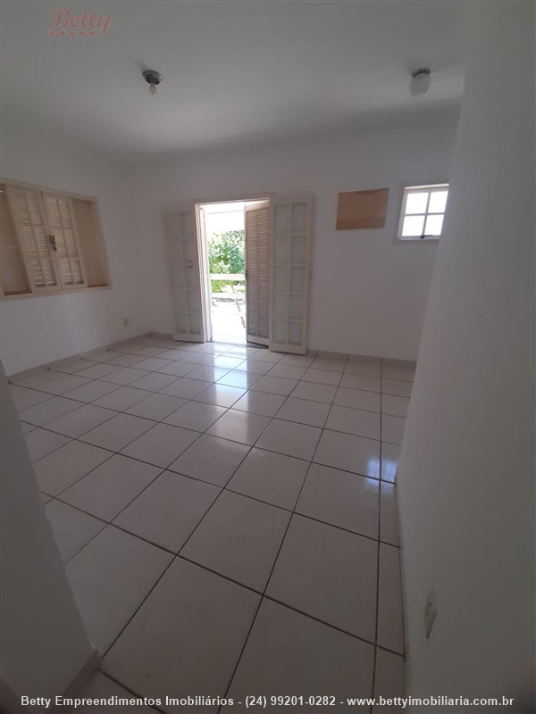 Casa a Venda no Montese em Resende