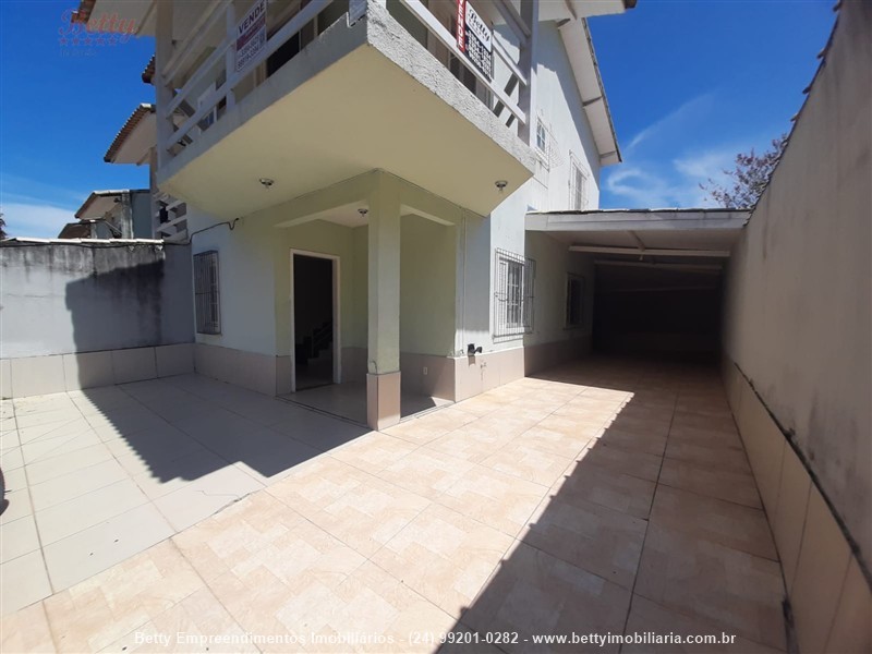 Casa a Venda no Montese em Resende