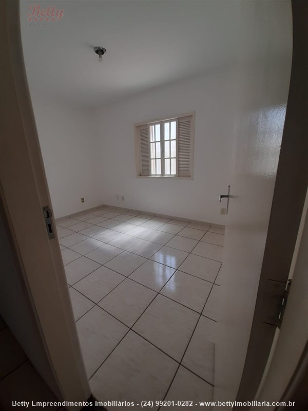 Casa a Venda no Montese em Resende