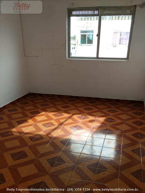 Apartamento a Venda no Cidade Alegria em Resende