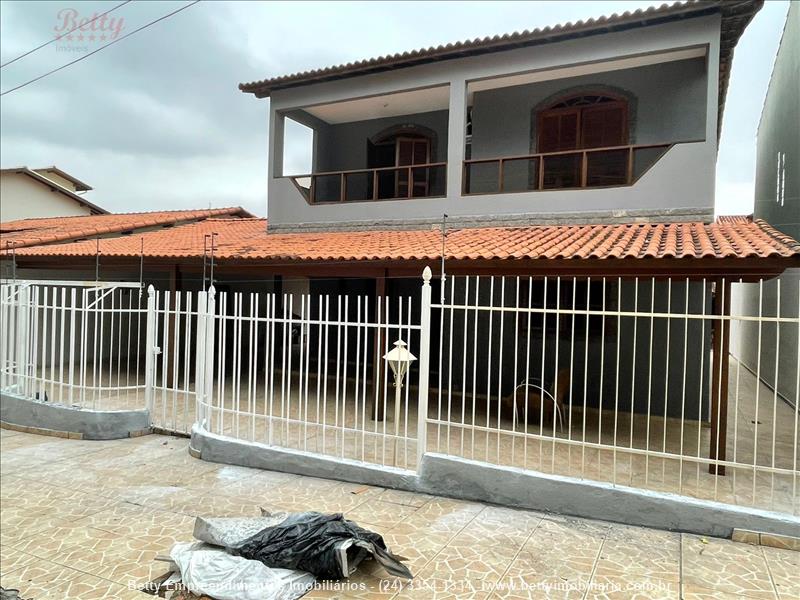 Casa a Venda no Mirante das Agulhas em Resende