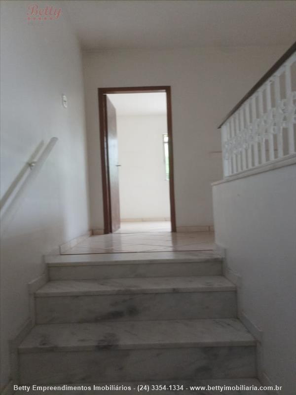 Casa para Alugar no Jardim Tropical em Resende
