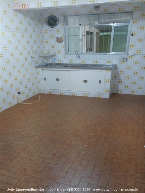 Casa para Alugar no Jardim Tropical em Resende