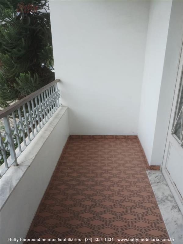 Casa para Alugar no Jardim Tropical em Resende