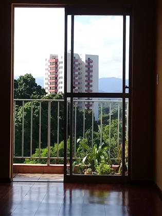 Apartamento à Venda