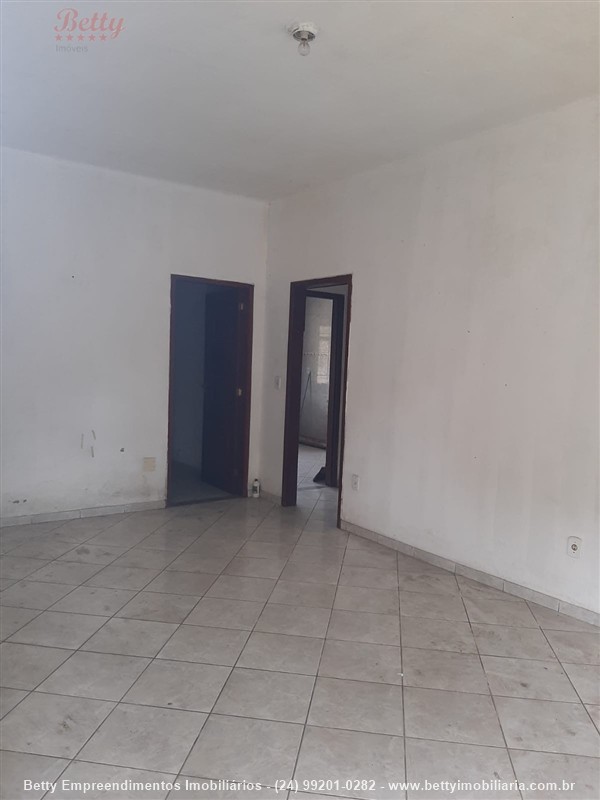 Casa a Venda no Eucaliptal em Resende