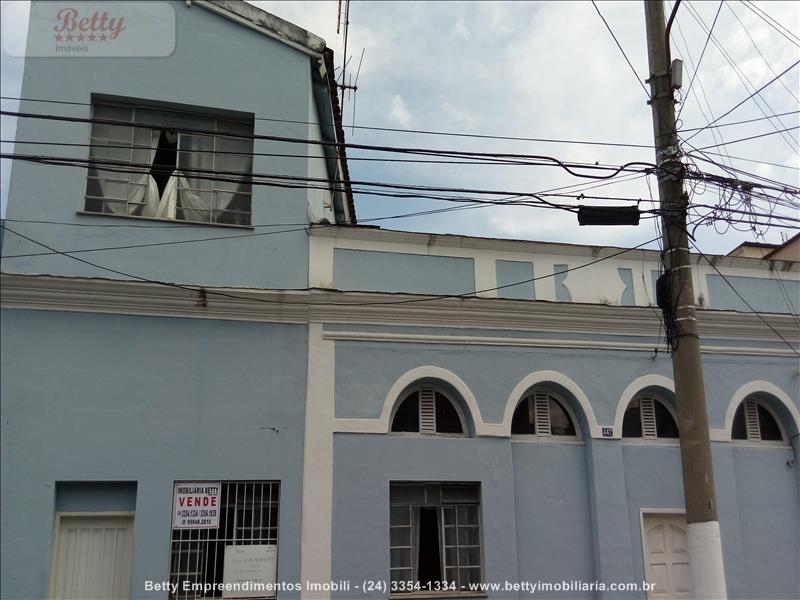 Casa a Venda no Campos Elíseos em Resende