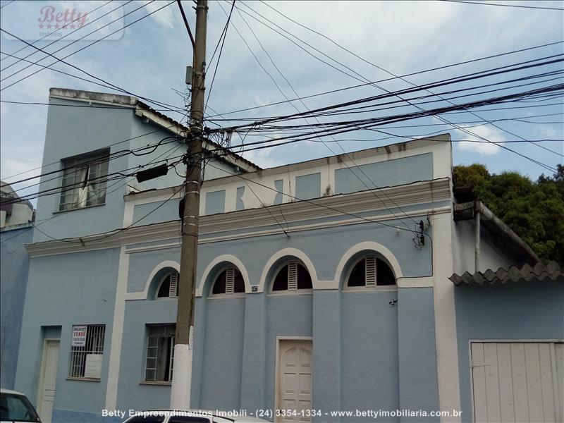 Casa a Venda no Campos Elíseos em Resende