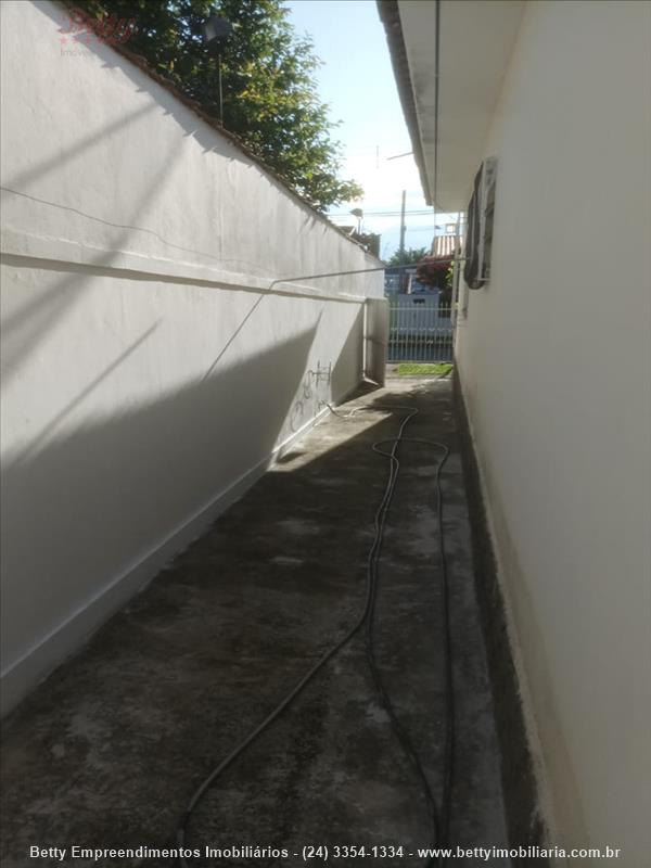Casa a Venda no Montese em Resende - Foto do Imvel