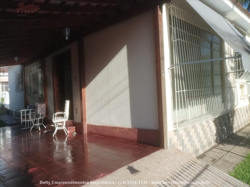 Casa a Venda no Montese em Resende - Foto do Imvel