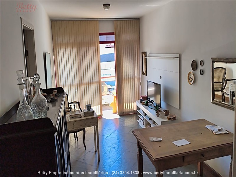 Apartamento para Venda ou Alugar no Centro em Resende - Foto do Imóvel