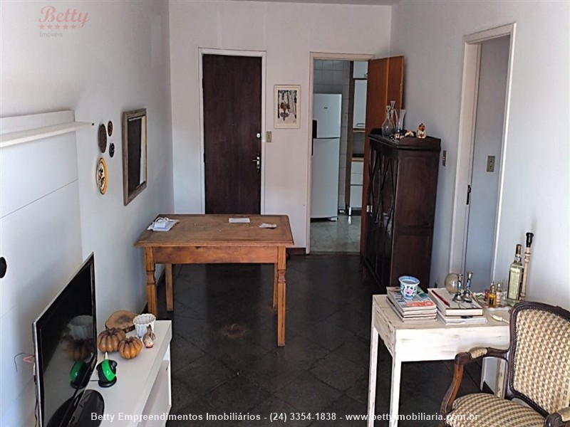 Apartamento para Venda ou Alugar no Centro em Resende - Foto do Imóvel