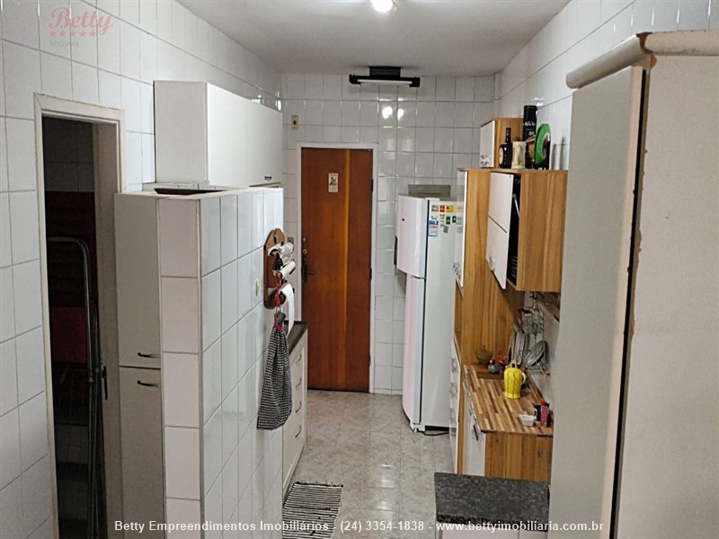 Apartamento para Venda ou Alugar no Centro em Resende - Foto do Imóvel